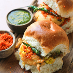 Load image into Gallery viewer, Vada Pav